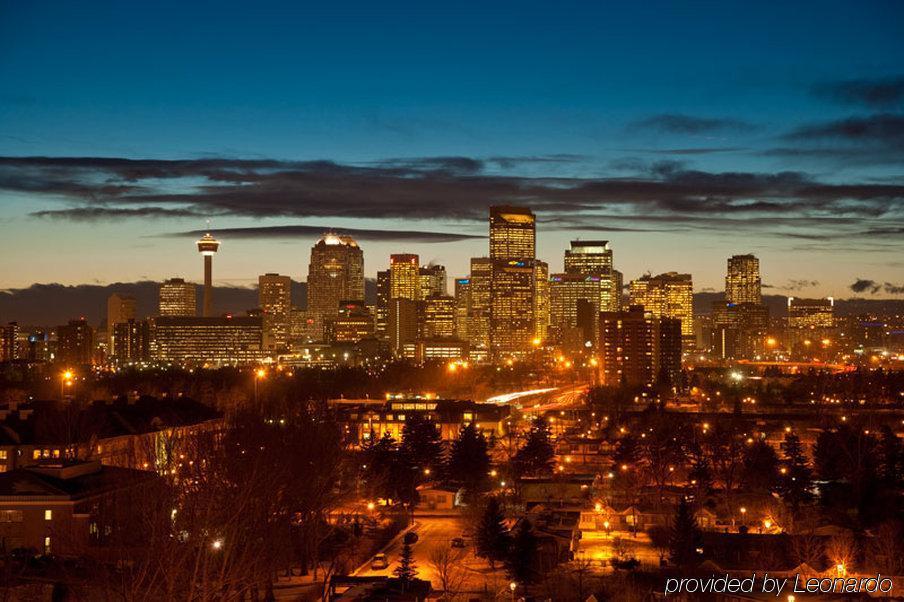 Emerald Hotel & Suites Calgary Airport מראה חיצוני תמונה